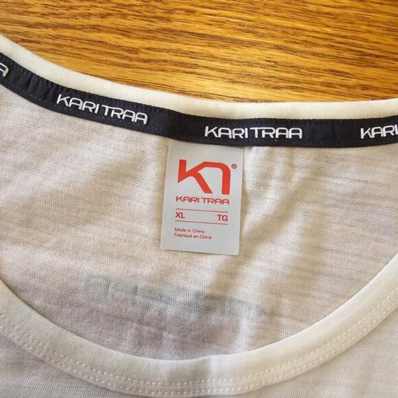 Kari Traa Ane Short Sleeve Tee - Size Extra Large - Picture 10 of 11